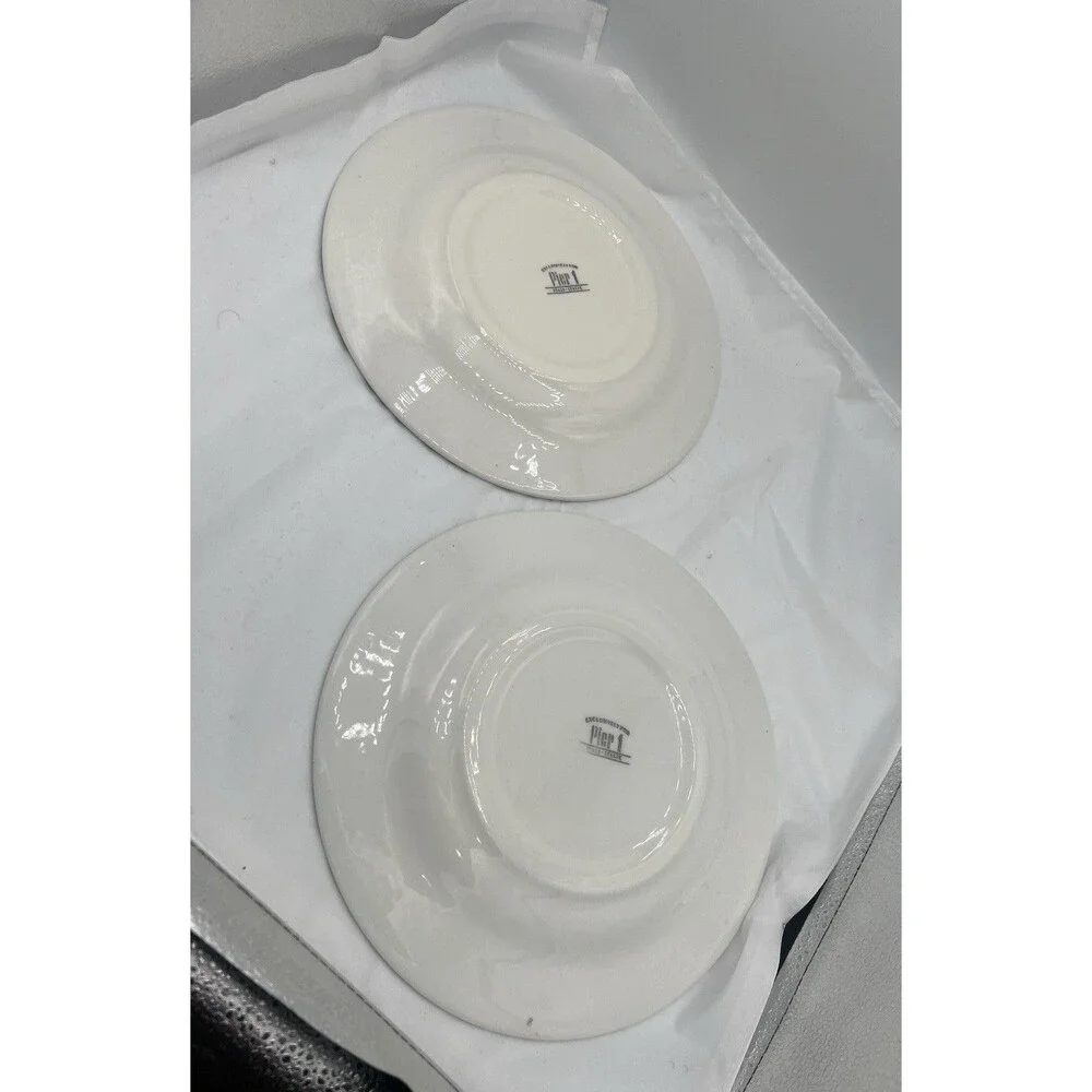 Set of 2 Pier 1 Christmas Dinner Plates 10.5